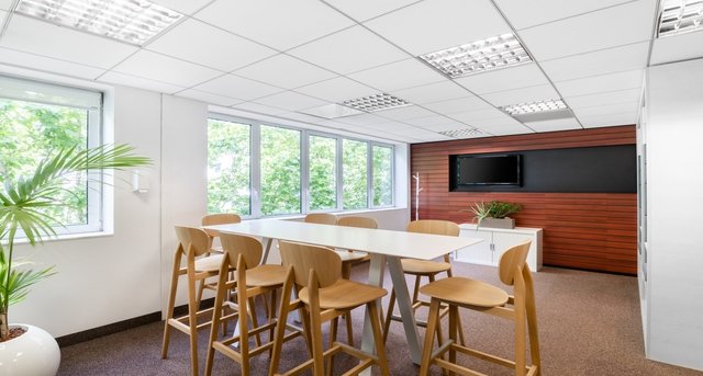 Rent office 93 Rue de la Villette_1-1