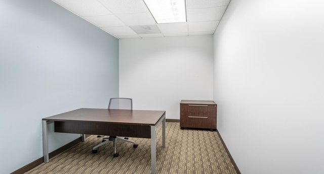 Rent office 999 Corporate Drive_5-1