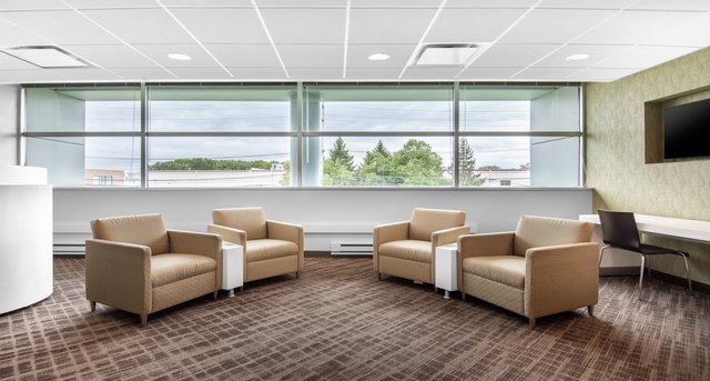 Bureaux à louer 999 Riverview Drive_1-1