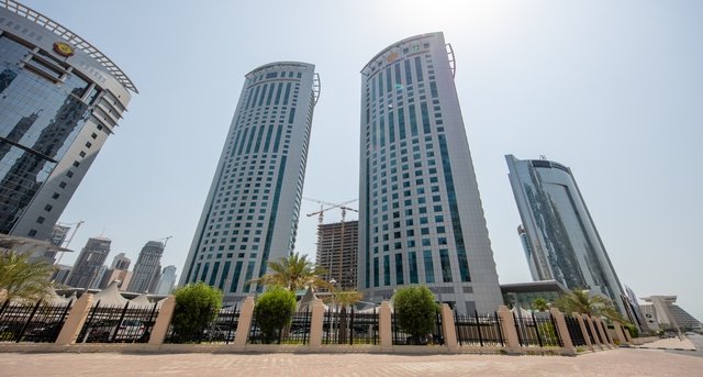 Bureaux à louer Al Fardan Towers_8-1