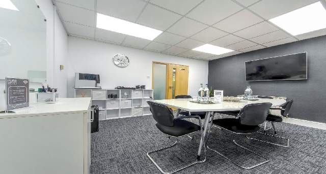 Kiralık Ofis - Alexandra Road_3-1