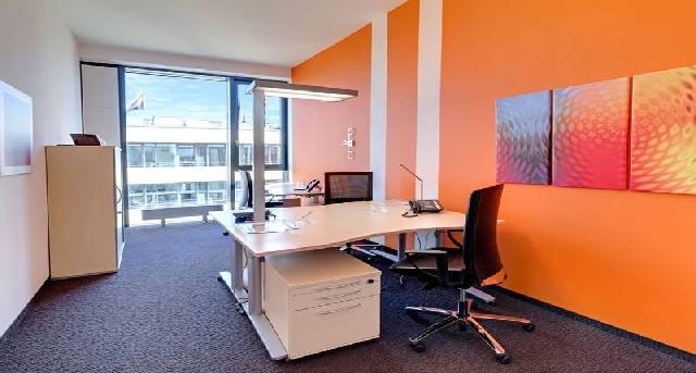 Sewa kantor Am Kaiserkai 1_1-1