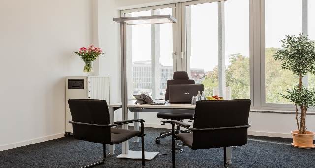 Rent office Bertha-Benz-Strasse 5_1-1