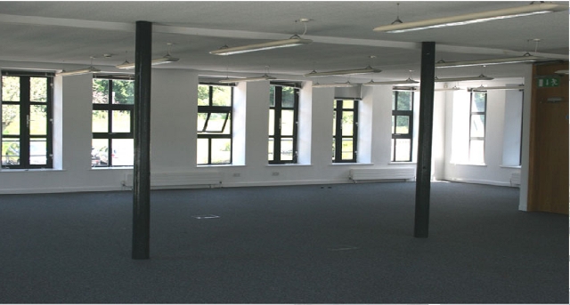 Rent office Blackburn Road, Egerton_2-1
