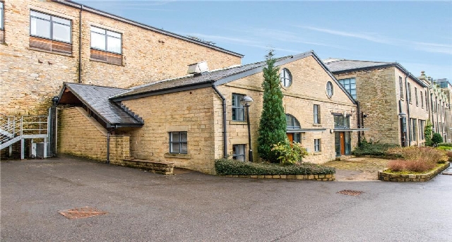Rent office Blackburn Road, Egerton_4-1