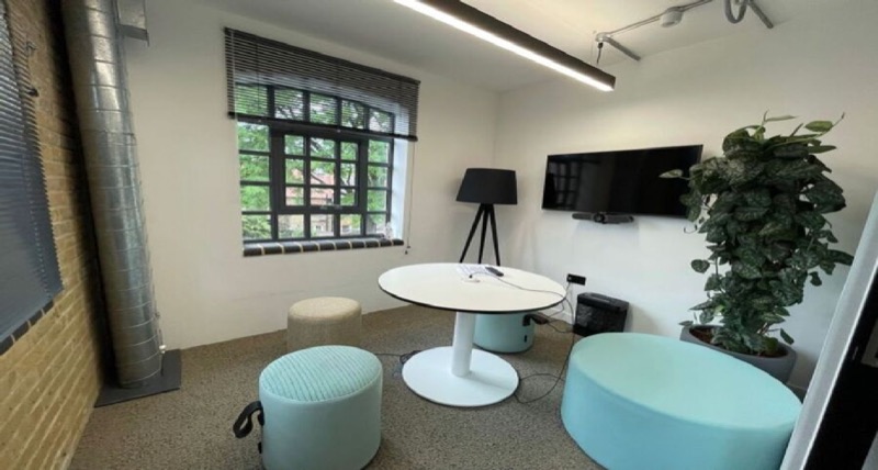 Rent office Boundary Row 8_4-1