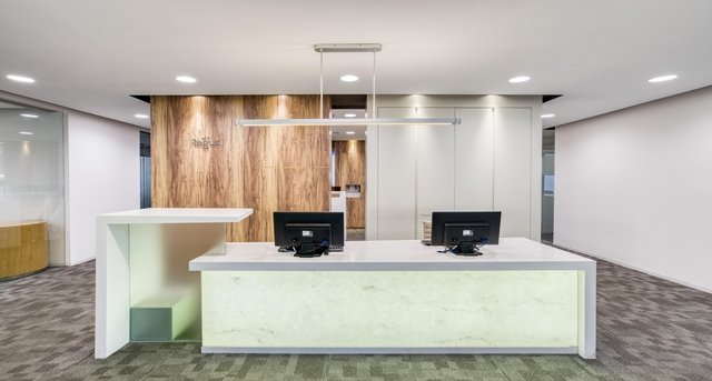 Rent office Carlton Building_2-1