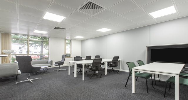 Bureaux à louer Centurion House_1-1