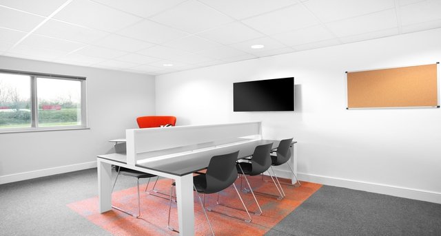 Sewa kantor Chester Services_2-1