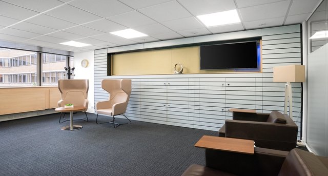 Rent office City Gate East_1-1