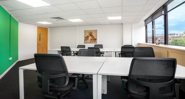 Rent office City Gate East_2-1