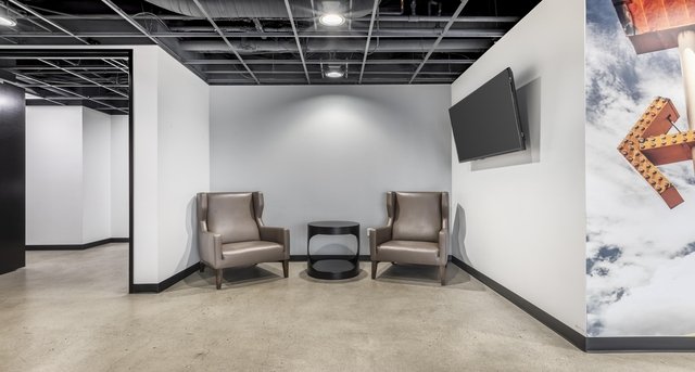 Rent office Commerce Corporate Center_1-1