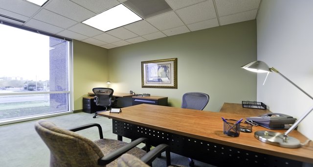 Rent office Corporate Center One_3-1