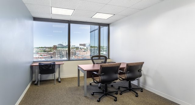 Rent office Crown Center_3-1