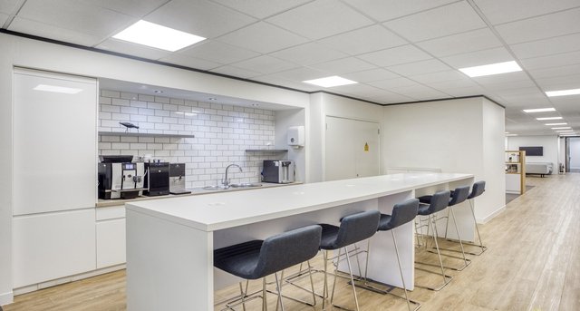 Rent office Derby Square_4-1