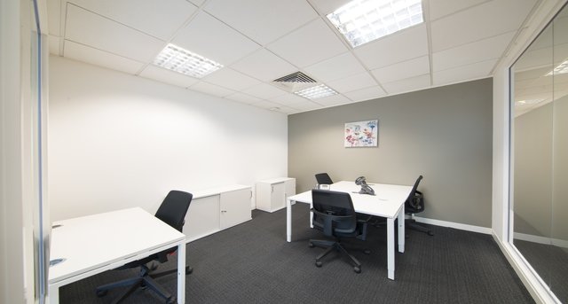 Rent office Digital World Centre_7-1