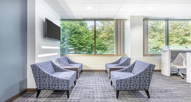 Rent office Eagleview Corporate Center_1-1