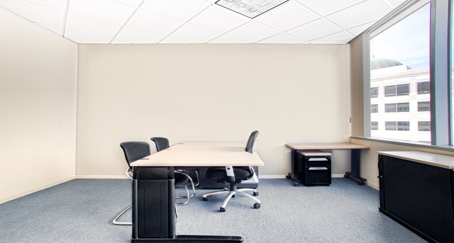 Rent office Esquire Plaza_5-1