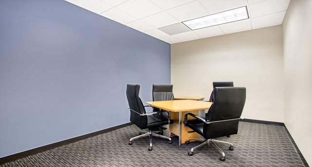 Rent office Esquire Plaza_6-1