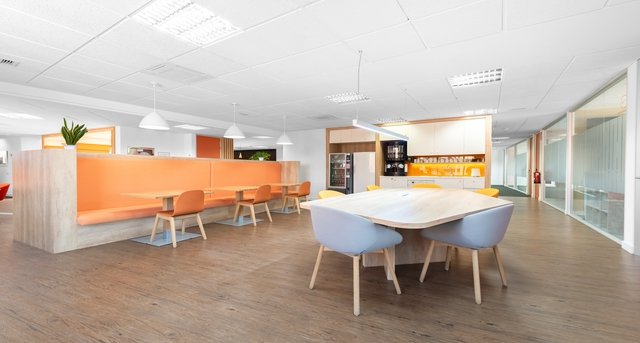 Rent office Europa Building_4-1