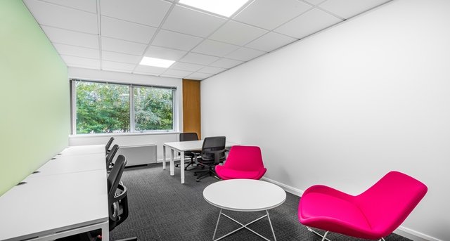 Affitto uffici Exeter Business Park_1-1