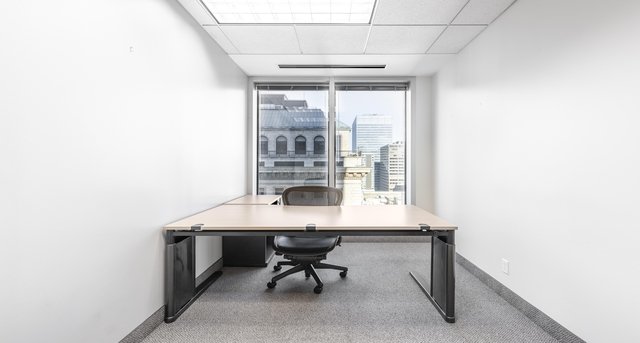 Rent office Fifth Third Center_3-1