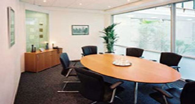 Kiralık Ofis - First Point, Buckingham Gate_2-1