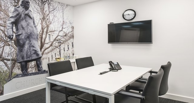 Rent office Heathrow Terminal 2_6-1