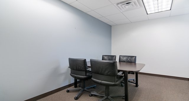 Kantoor te huur Holmes Corporate Center II_5-1