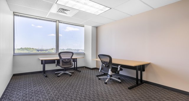 Rent office International Plaza_1-1