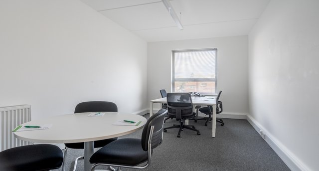 Rent office John de Mierre House_3-1