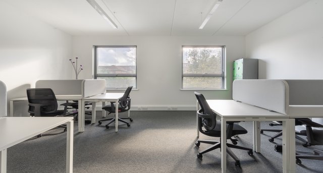 Rent office John de Mierre House_6-1