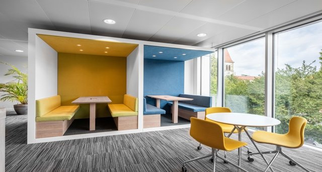 Sewa kantor Lakeside Geneva Building_1-1