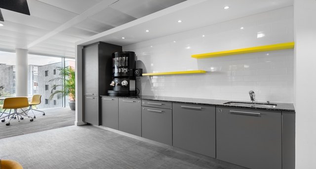 Sewa kantor Lakeside Geneva Building_4-1