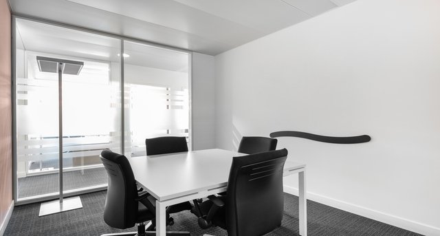 Sewa kantor Lakeside Geneva Building_7-1