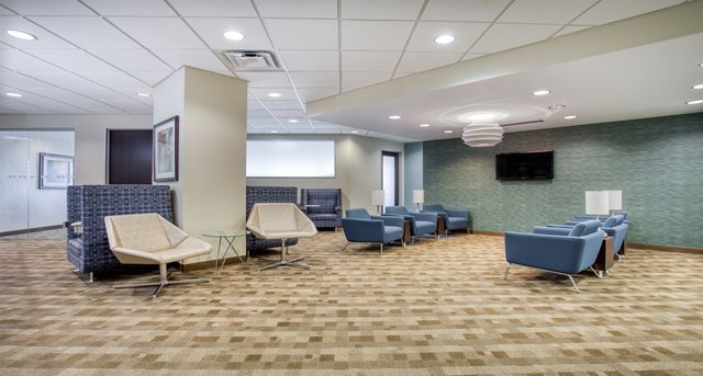 Rent office Las Vegas Town Square_1-1