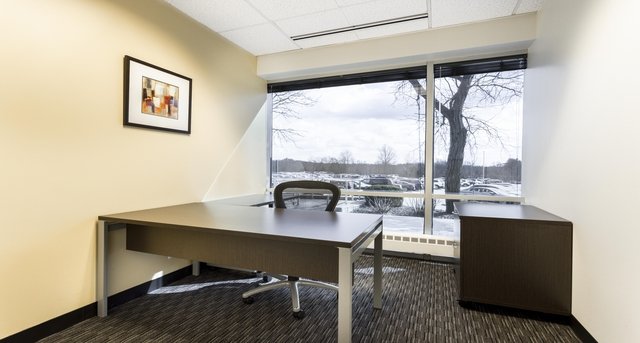 Rent office Laumeier II_3-1