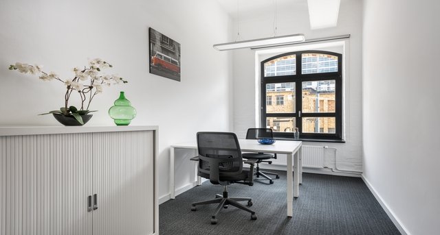 Rent office Leuchtenfabrik_3-1