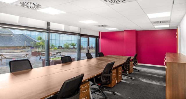 Kiralık Ofis - Liberation Station_2-1