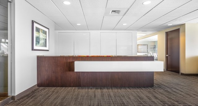 Rent office Liberty Center_2-1