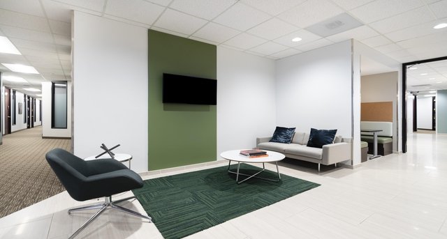 Rent office Lincoln Center_1-1
