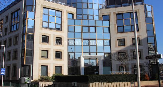 rent office 1 Rond-Point Victor Hugo-1