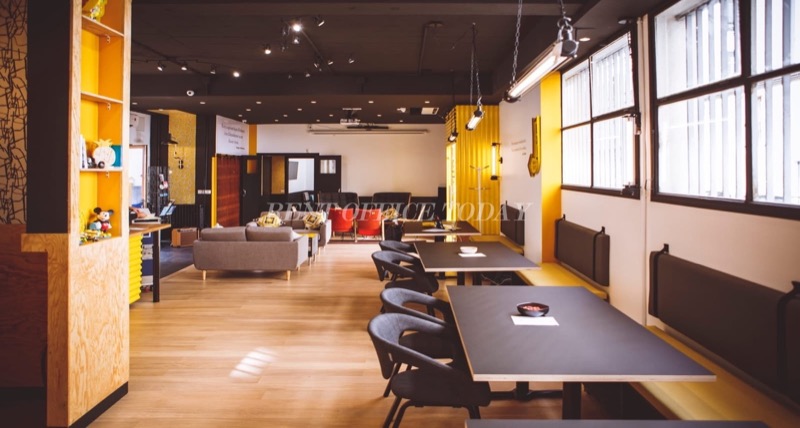 Paris 11 flexible office and coworking space | 30 Rue du Chemin Vert | Richard Lenoir-1