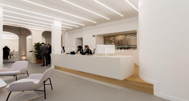 Rent office 40 Rue du Louvre-1