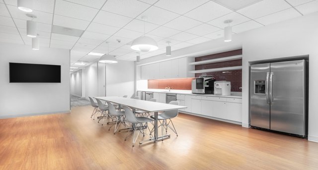 Bureaux à louer Melville Expressway II_4-1
