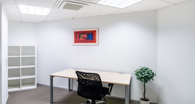 Rent office Metro Plaza_2-1