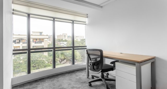 Rent office Naga Chambers_3-1