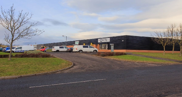 Rent office Off Mill Hill_2-1