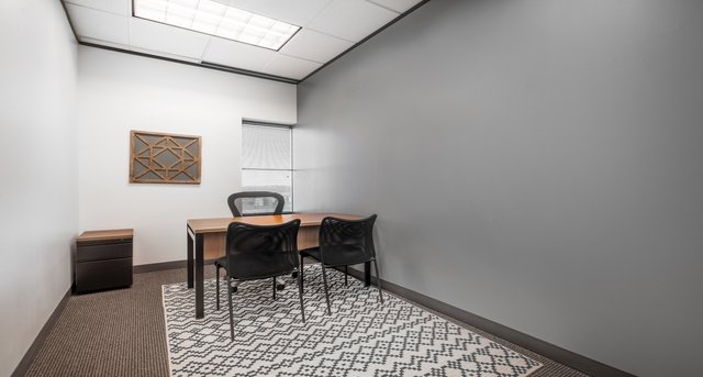 Kiralık Ofis - Old Town Square_3-1
