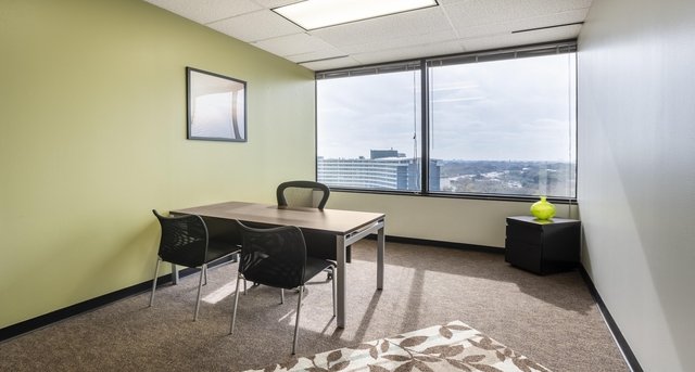Rent office One Castle Hills_3-1